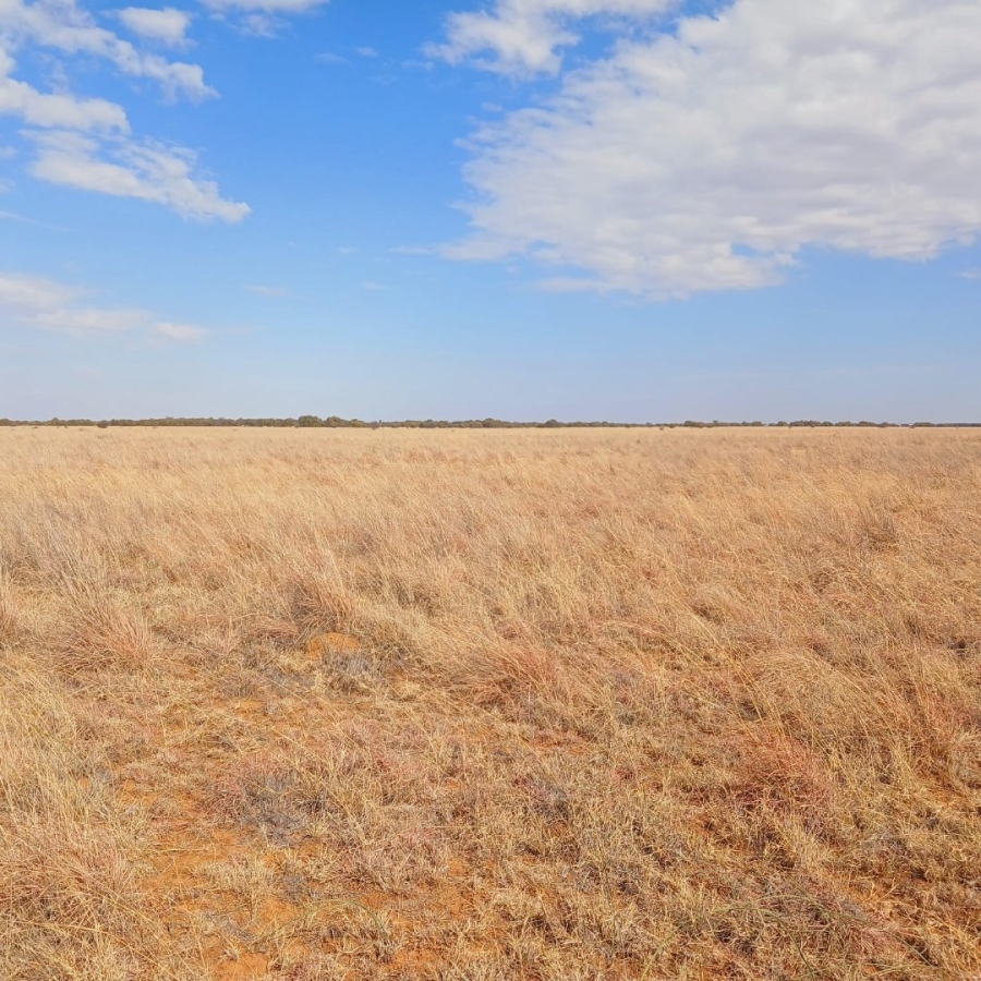  Bedroom Property for Sale in Bloemhof Rural North West
